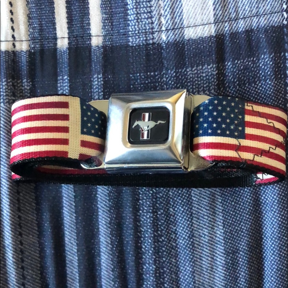 American flag/ mustang belt buckle belt